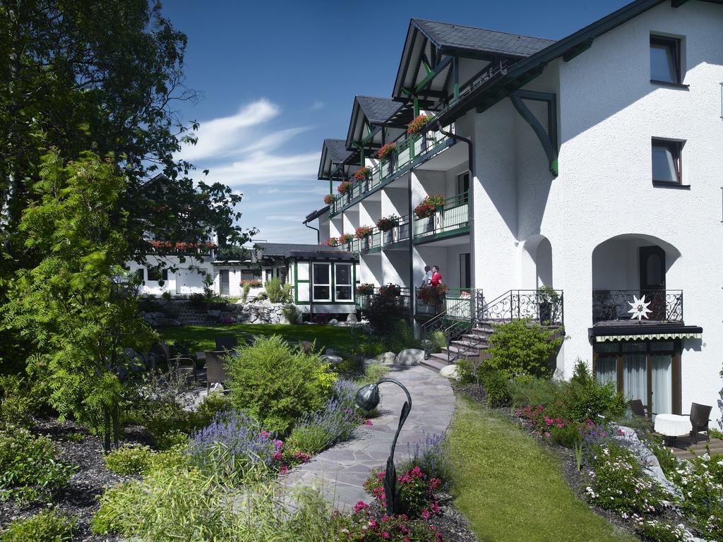 Hotel & Ferienappartements Edelweiss วิลลิงเงิน ภายนอก รูปภาพ
